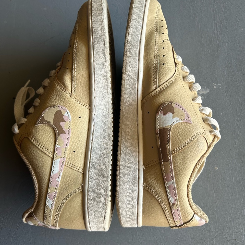 Nike Court Vision Low Sesame Camo 2022 - DX3734-200 Women’s Size 8